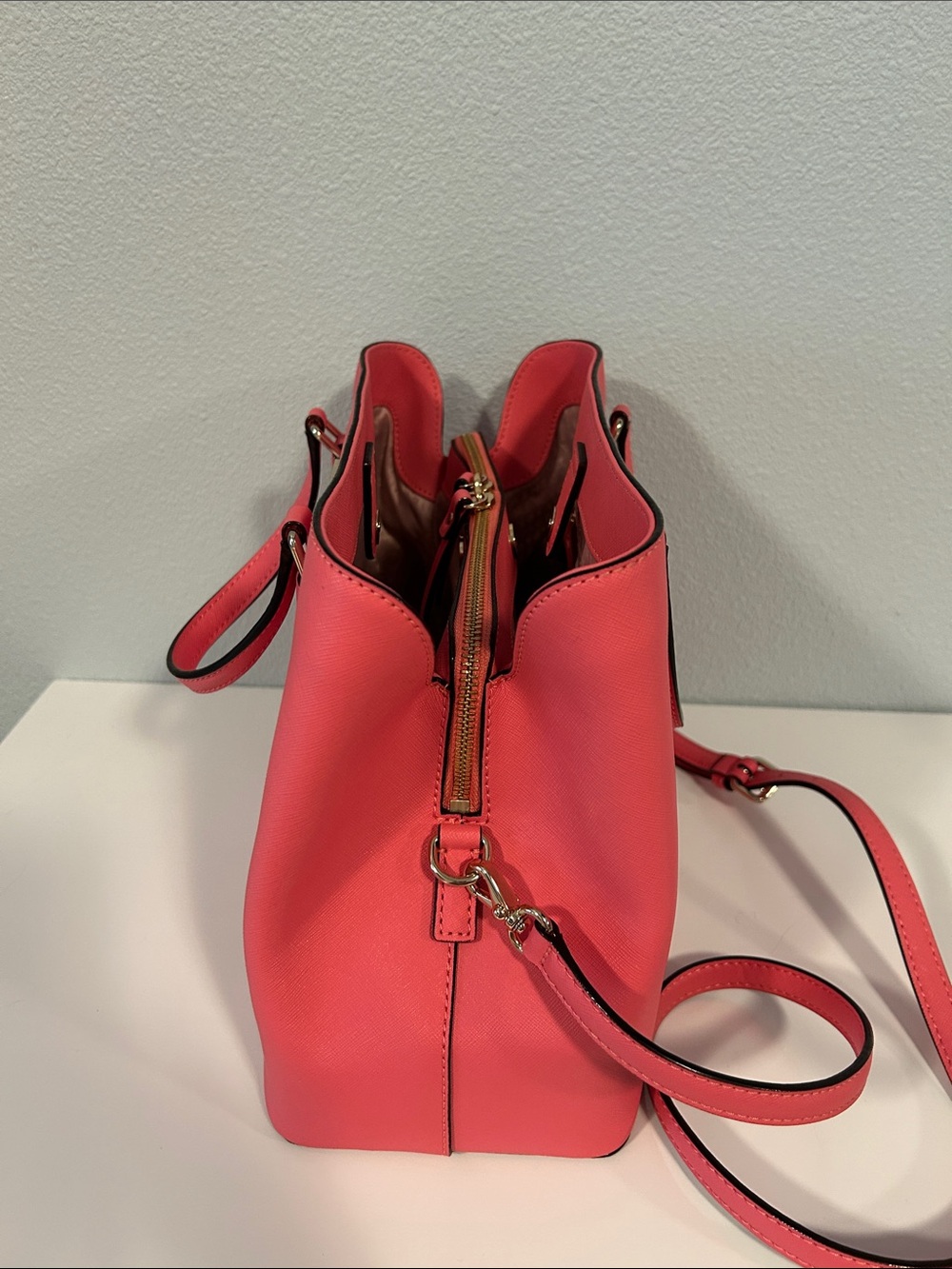 Pink Kate Spade Structured Tote Handbag with Detachable Strap - Picture 3 of 8